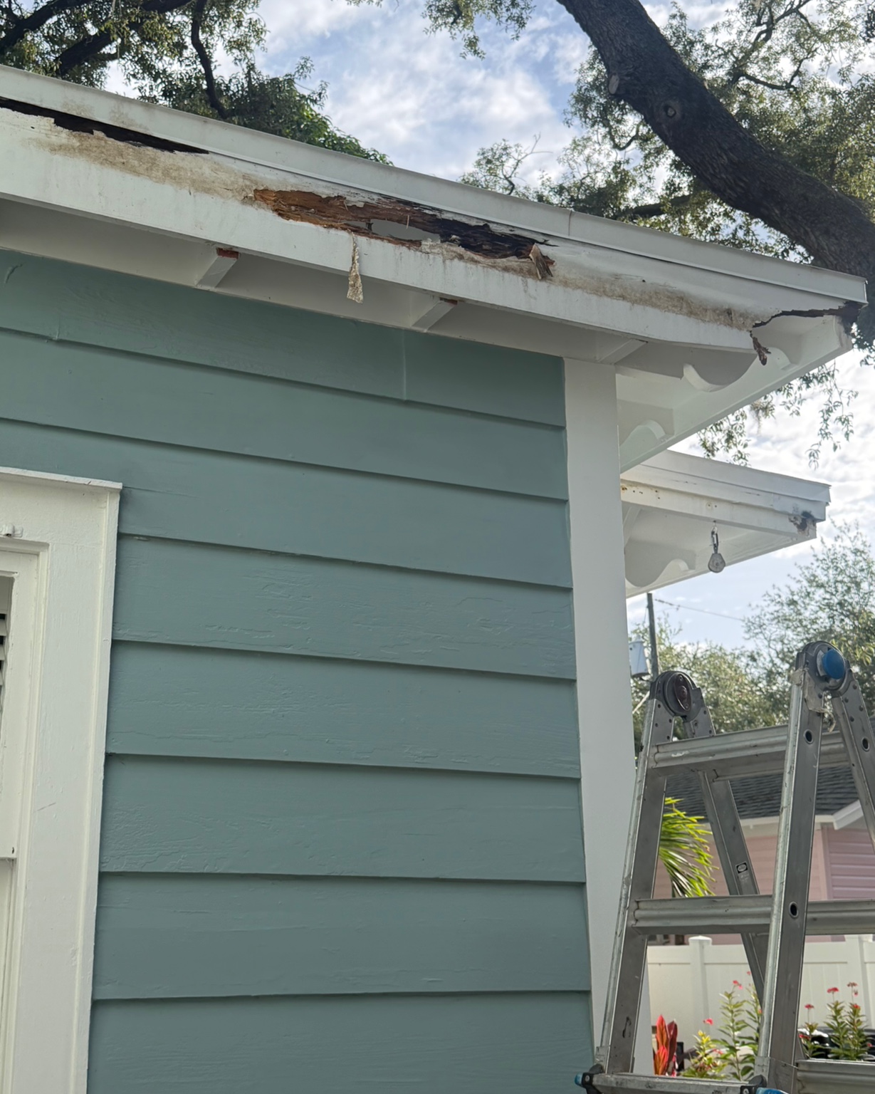 Fascia Repair, Wood Rot Restoration & New Gutter — Clearwater, FL before